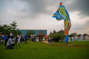 guest-admiring-the-wind-sculpture-installed-at-ndubuisi-kanu-park