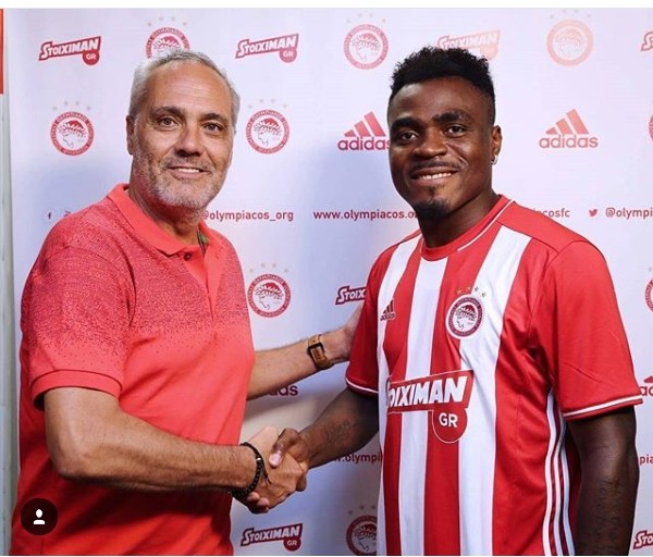 Emmanuel Emenike Signs a two-year deal With Olympiacos