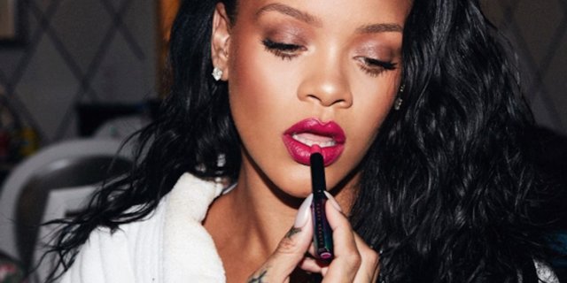 Rihanna Responds “Make Up for Ever” For Comment On 40 Shades Foundation