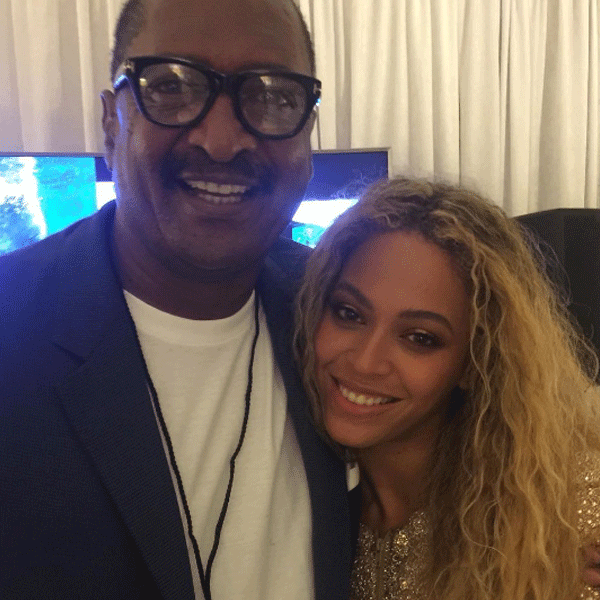 Beyonce Under Fire After a Video of Her Dad In Tears Goes Viral