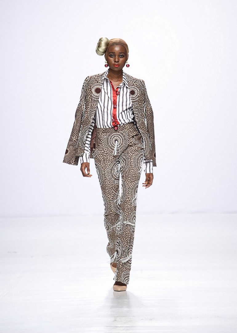 Heineken LFDW2017: Day 2 Runway Recap﻿ - Thursday 28th October. Designer: Sunny Rose sheer, prints, patterns and the head pieces, all brought the collection to life. I love the use of patterned sheer fabrics to create mainly red carpet pieces. Apart from the risqué sheer pieces, there were also everyday wearable pieces,