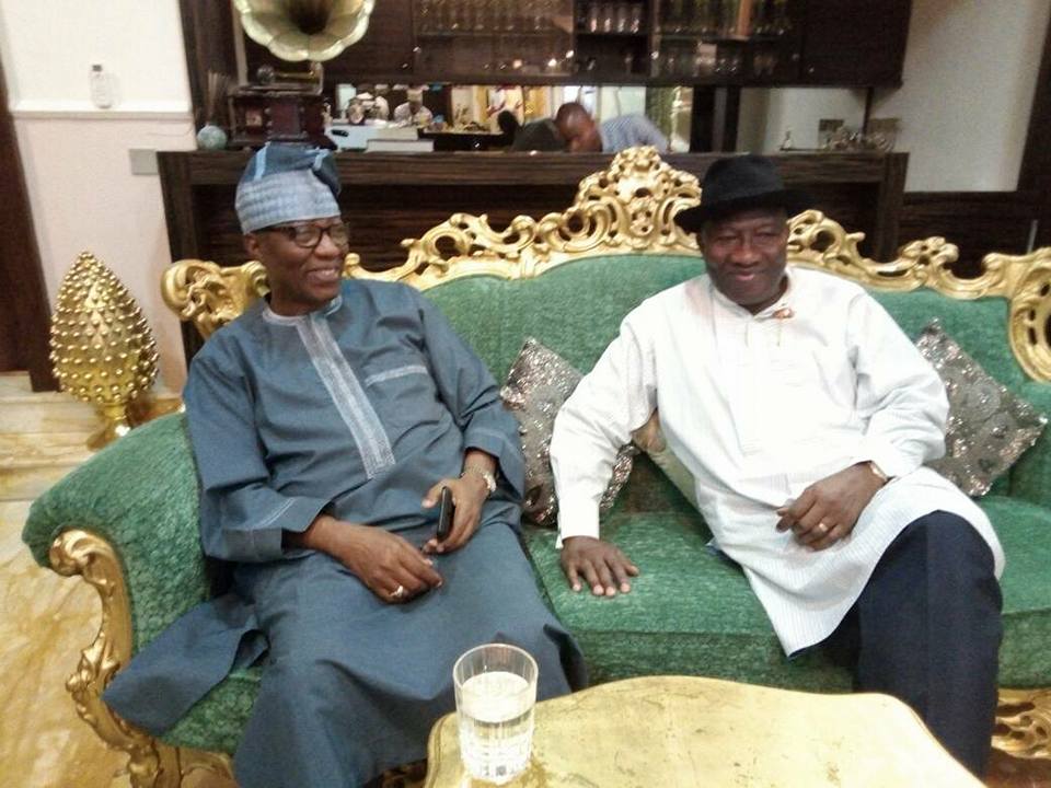 Gbenga Daniel Visits Goodluck Jonathan And Wife, Patience At Their Home