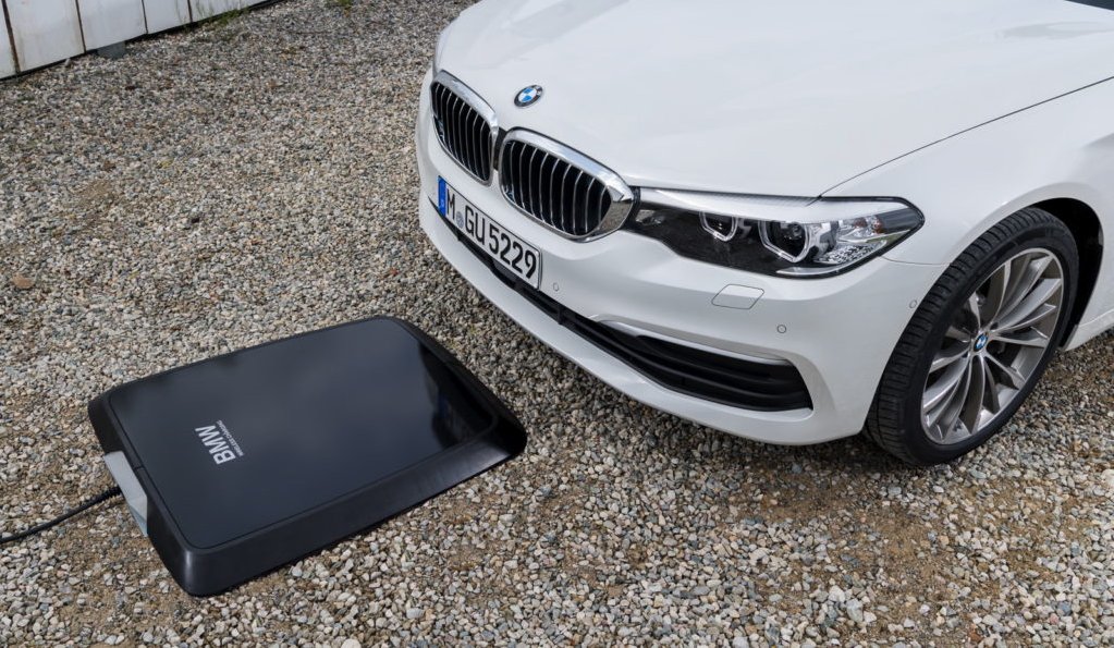 BMW Introduces Wireless Charging To Charge Your Car Without Cables