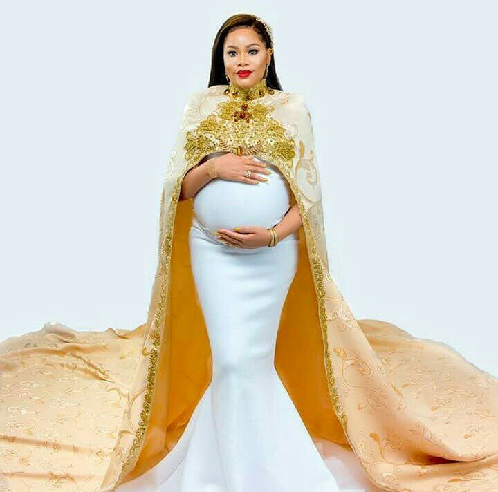 Fani Kayode’s wife Precious is pregnant with triplets | See Maternity Photos
