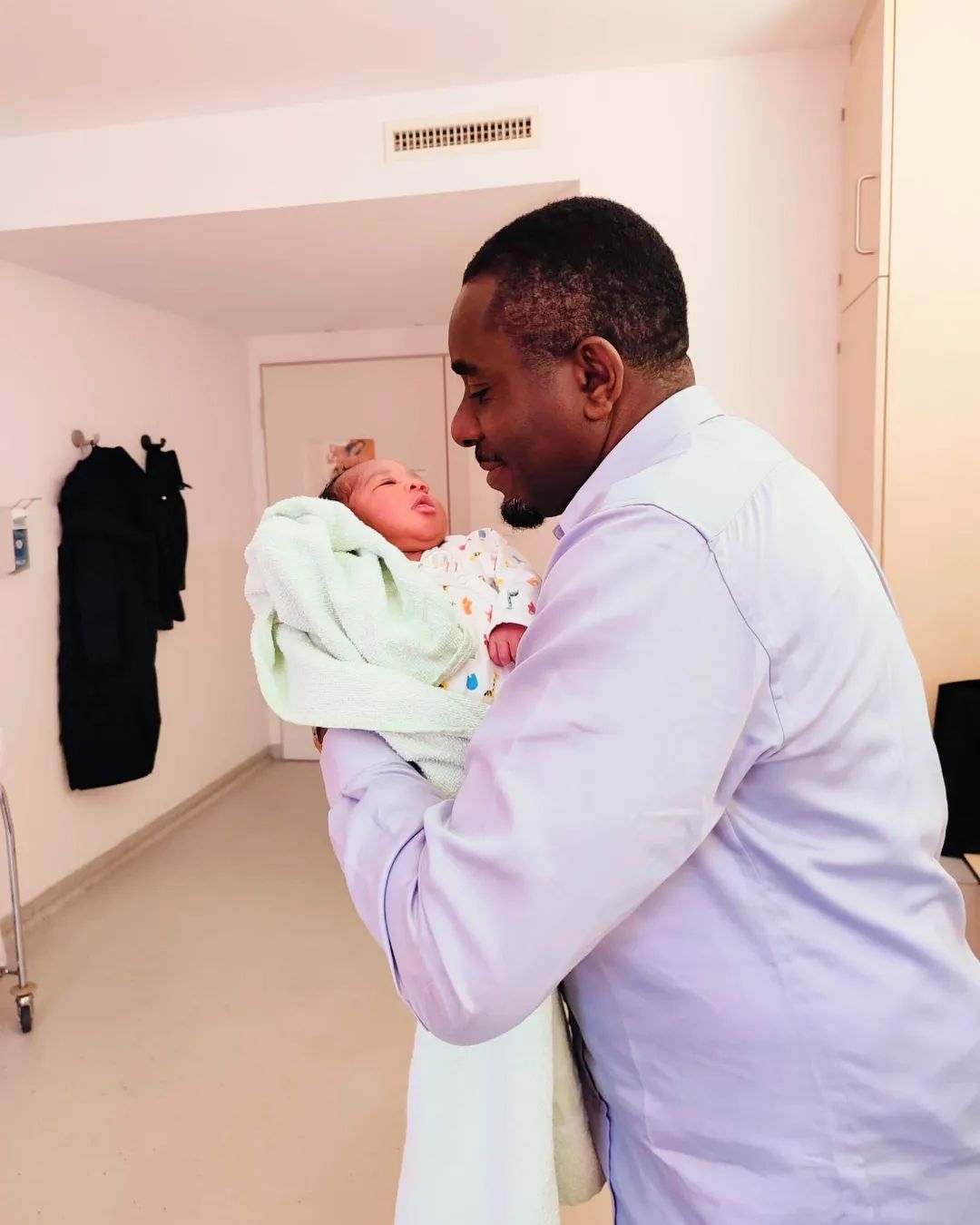 Emeka Ike Welcomes New Baby On His Birthday | Fab.ng