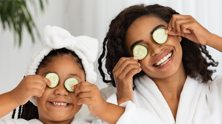 Cucumber Slices For Your Eyes: Fact Vs. Fiction | fab.ng