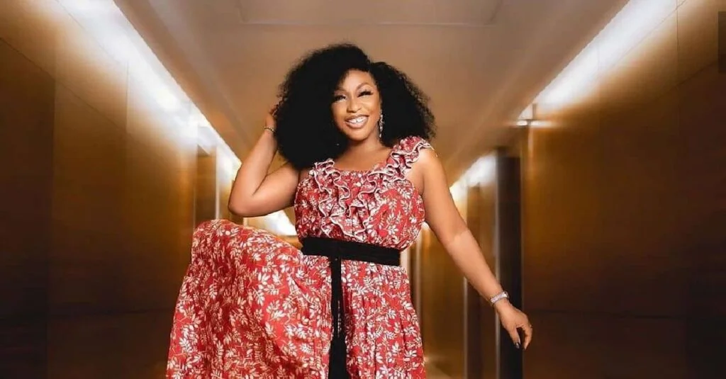 Rita Dominic beats critic after questioning her movie role | Fab.ng