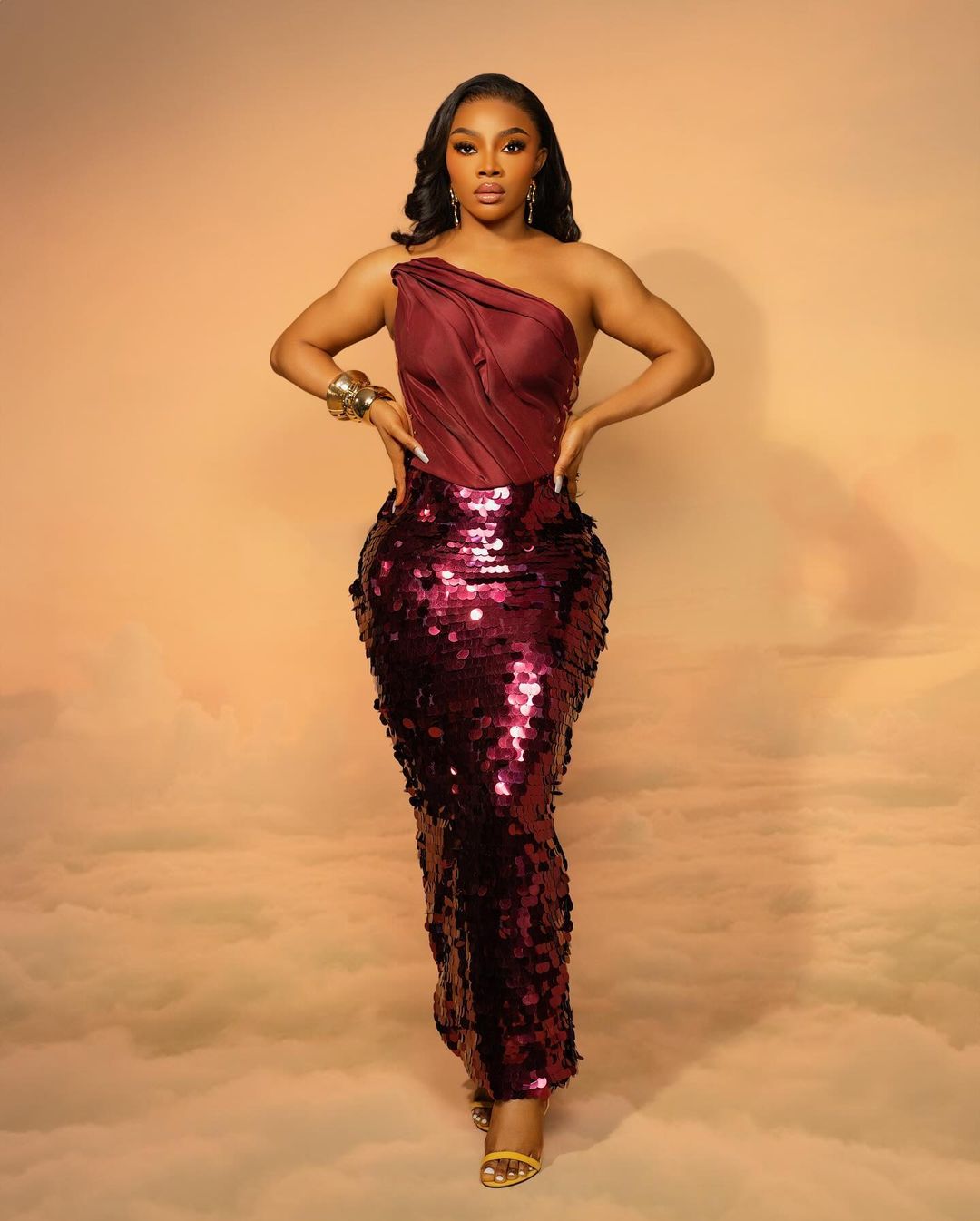 BBNaija 9: Toke Makinwa in a Corset & Sequin Skirt | fab.ng